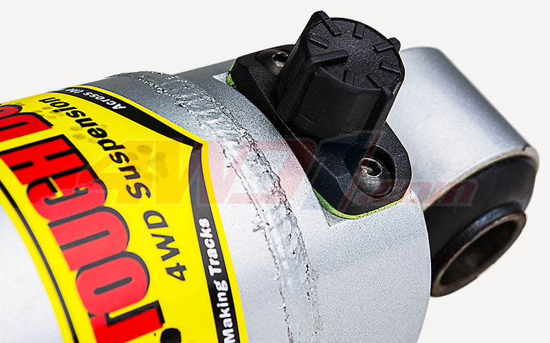 TOUGH DOG 40MM BORE ADJUSTABLE REAR SHOCKS TOYOTA LANDCRUISER 105 SERIES