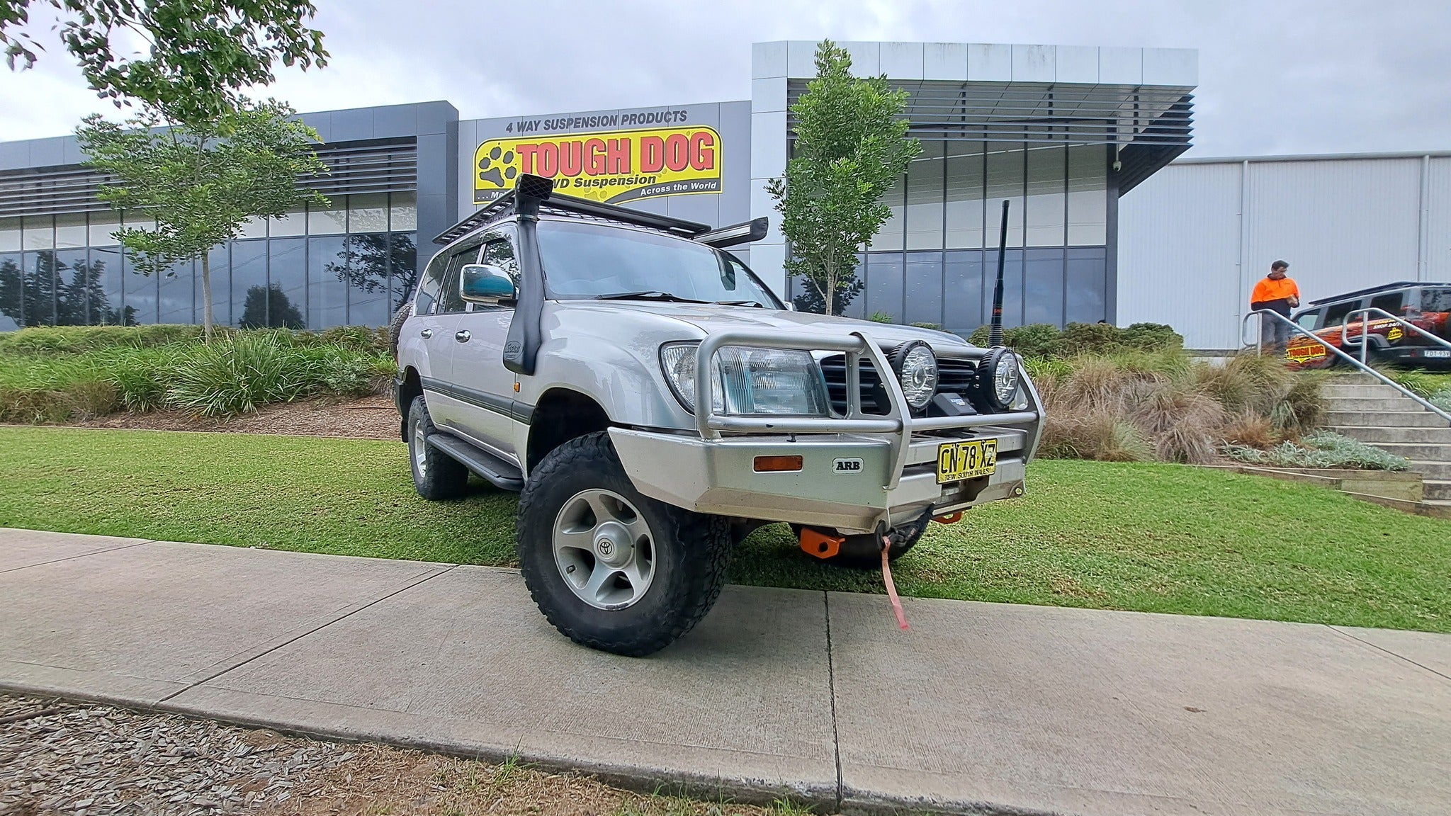 TOUGH DOG 2" SUSPENSION TOYOTA LANDCRUISER 105 SERIES