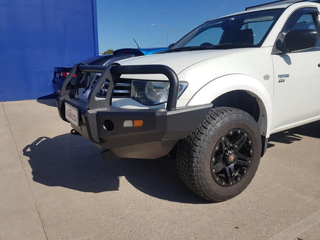 EFS STOCKMAN BULL BAR MITSUBISHI TRITON ML/MN