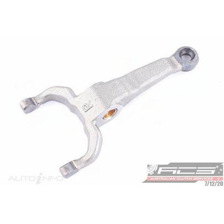CLUTCH FORK & PIVOT BALL FOR HOLDEN COLORADO RC (3L)