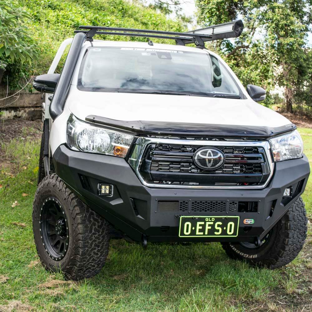 EFS XCAPE BULL BAR TOYOTA HILUX 2015+