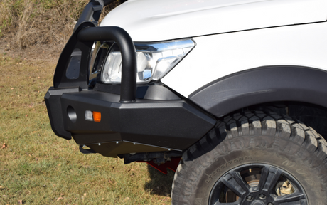 EFS STOCKMAN BULL BAR NISSAN NAVARA NP300 2015 - 2020