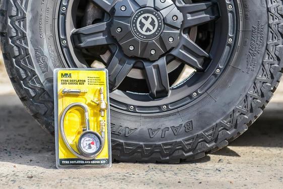 MEAN MOTHER TYRE DEFLATOR AND GAUGE