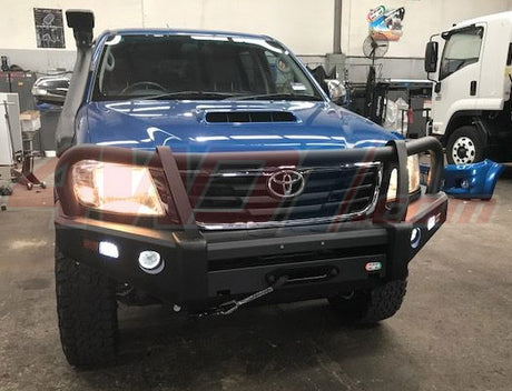 TOYOTA HILUX 2005 - 2015 EFS ADVENTURE BULL BAR